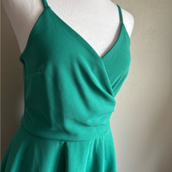 Honey and Rosie Green V-Neck Fit & Flare Double Hem Dress Womens M Formal - Picture 2 of 6